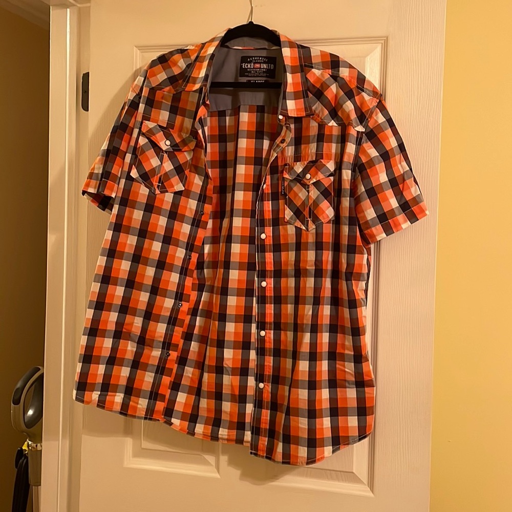 EUC Marc Ecko picnic plaid button down!